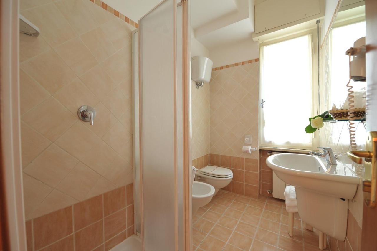 Hotel Astor 2*